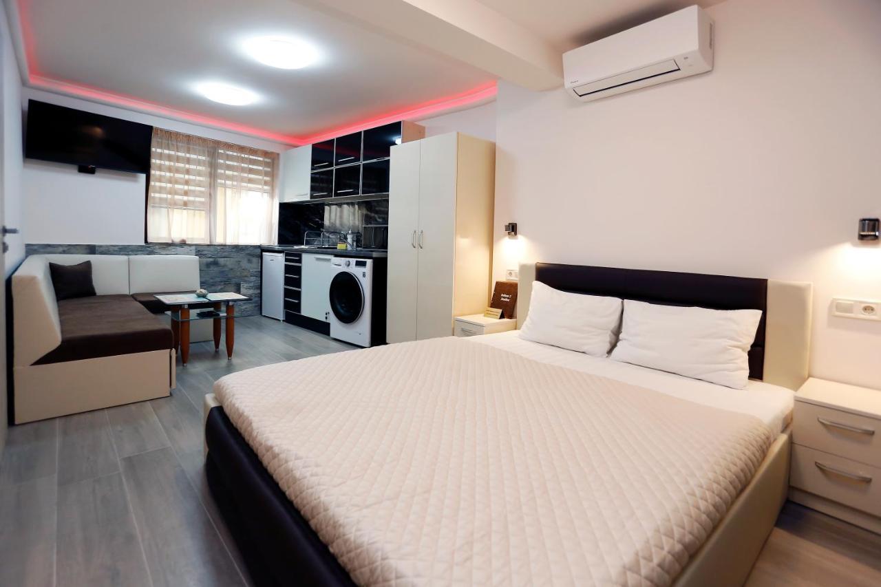Deluxe 2 Studios City Center Burgas Exterior foto